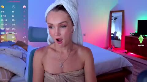 Snapshot of disney__princess chatting on June 28, 7:58 am JASMINE online show from June 28, 7:58 am