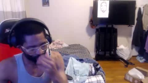 Snapshot of disr3sp3ctfully_dipp3d chatting on May 30, 1:14 am Your Best Worst Nightmare online show from May 30, 1:14 am