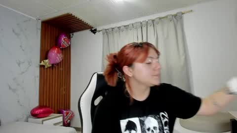 Snapshot of dita_bundy chatting on May 23, 1:33 am dita bundy online show from May 23, 1:33 am