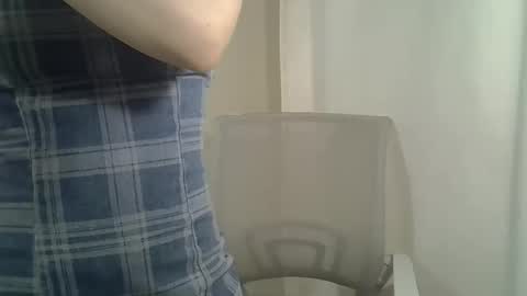 DitaMilton online show from November 23, 8:30 pm