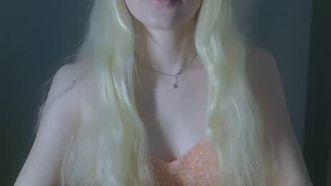 DitaMilton online show from January 9, 1:36 pm