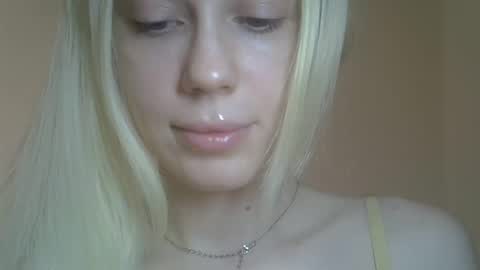 DitaMilton online show from March 24, 8:36 pm