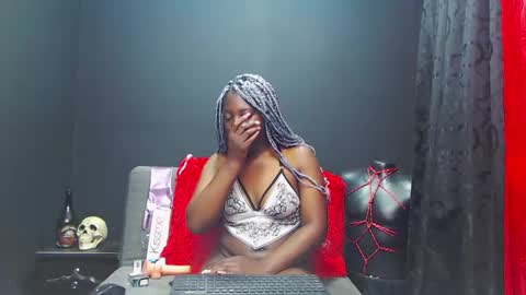 Snapshot of divamafe chatting on January 13, 5:44 pm mafe online show from January 13, 5:44 pm