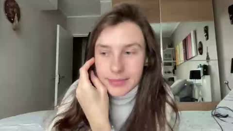 Snapshot of divine_beauty_girl chatting on January 30, 1:21 pm Valerie online show from January 30, 1:21 pm