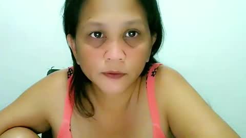 Snapshot of divinegrace10 chatting on February 27, 2:42 am     Divine Grace Close To Your Hear online show from February 27, 2:42 am