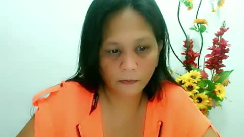 Snapshot of divinegrace10 chatting on March 9, 1:35 am     Divine Grace Close To Your Hear online show from March 9, 1:35 am