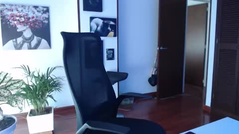 Hera online show from October 26, 4:02 pm