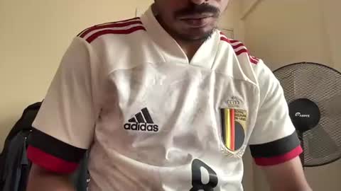 Snapshot of divyesh69 chatting on July 7, 1:59 pm IndianLad online show from July 7, 1:59 pm