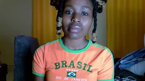 dixie_slutty12 online show from September 25, 10:19 am