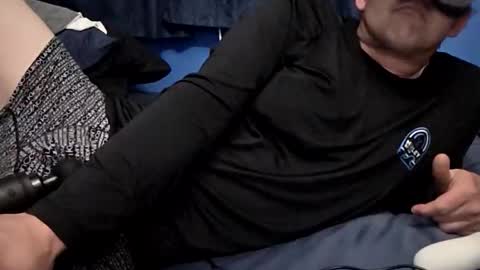 Snapshot of djcloudy22223 chatting on March 30, 1:01 pm djcloudy22223 online show from March 30, 1:01 pm