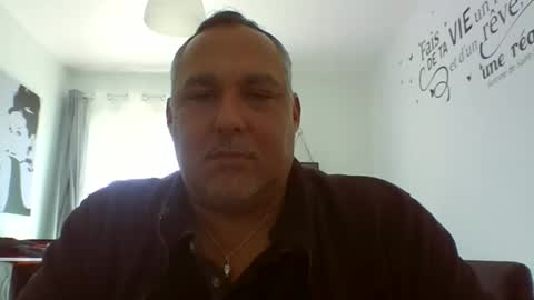 djeauzy77 online show from April 16, 12:17 pm