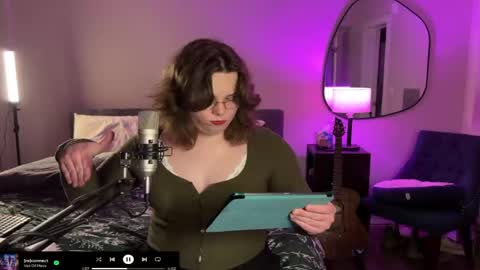 Snapshot of djentslut chatting on December 4, 11:02 pm djentslut online show from December 4, 11:02 pm