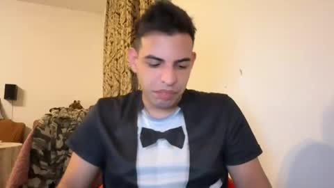 Snapshot of djonson_ chatting on October 12, 2:32 am Djonson online show from October 12, 2:32 am