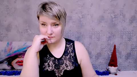 djullia online show from January 9, 12:30 pm