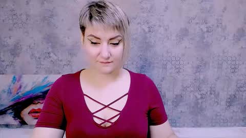 Snapshot of djullia chatting on October 11, 6:01 am djullia online show from October 11, 6:01 am