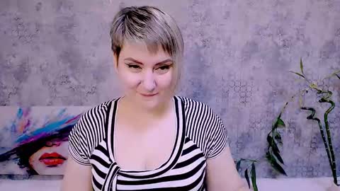 Snapshot of djullia chatting on October 30, 6:37 am djullia online show from October 30, 6:37 am