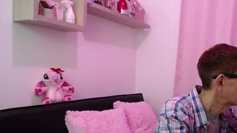 David Lucky 13  online show from December 14, 3:23 am