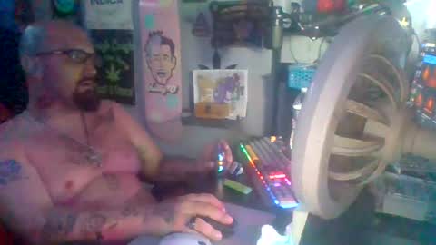 Snapshot of dlkinkyfun chatting on July 3, 2:29 am dlkinkyfun online show from July 3, 2:29 am