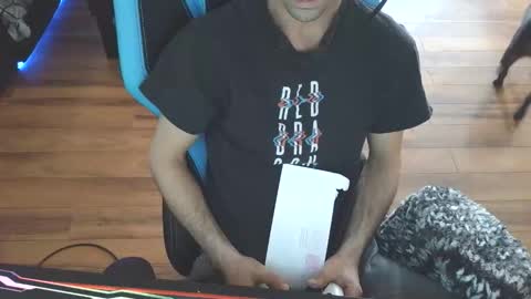 Snapshot of dmannn89 chatting on February 27, 9:59 pm dmannn89 online show from February 27, 9:59 pm