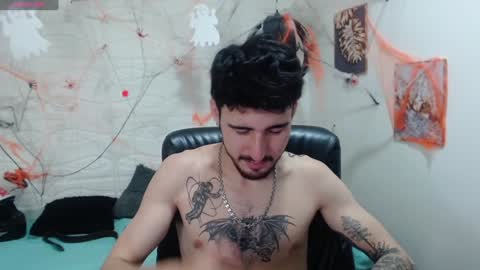 Snapshot of dmitrisanders1 chatting on December 3, 2:47 am Maybe in pvt online show from December 3, 2:47 am