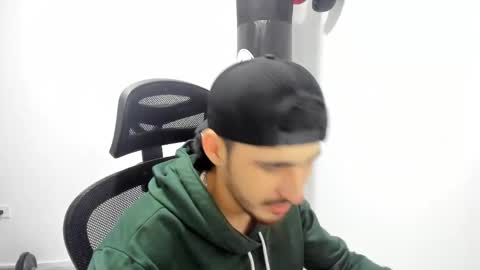 Snapshot of dmitrisanders1 chatting on September 10, 10:10 pm Maybe in pvt online show from September 10, 10:10 pm