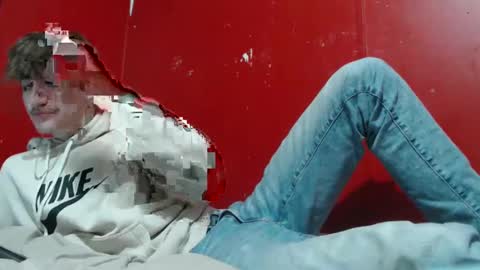 Snapshot of dnoah69 chatting on February 20, 9:00 am Dnoah69 online show from February 20, 9:00 am