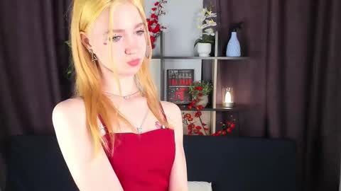 Aki online show from March 14, 6:35 pm