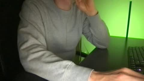Snapshot of doctor_luv_69 chatting on April 22, 9:05 pm doctor_luv_69 online show from April 22, 9:05 pm