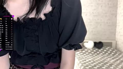 Snapshot of dodiebabikian chatting on October 13, 9:04 pm Annie PVT IS OPEN online show from October 13, 9:04 pm