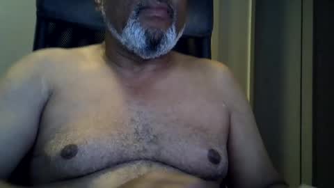 Snapshot of dofrank969 chatting on June 19, 11:52 pm dofrank969 online show from June 19, 11:52 pm