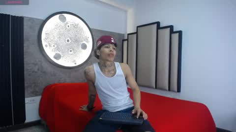 Snapshot of dogan_renz0 chatting on February 5, 9:14 am Dogan online show from February 5, 9:14 am