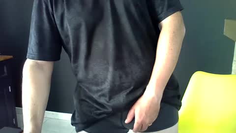 Alex online show from December 2, 11:34 am