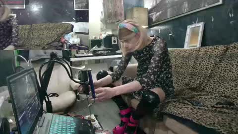 Snapshot of doggyray44 chatting on February 21, 7:10 pm naughty ruby online show from February 21, 7:10 pm