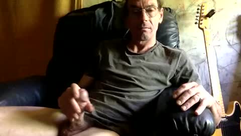 Snapshot of dogstarmanitee chatting on December 18, 4:51 am dogstarmanitee online show from December 18, 4:51 am