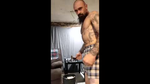 doingit4ujustask online show from January 18, 12:20 pm