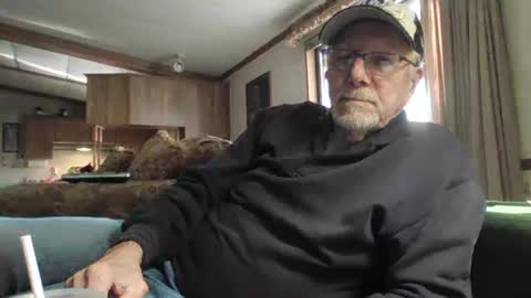 Snapshot of doingmyself69 chatting on February 16, 11:01 pm doingmyself69 online show from February 16, 11:01 pm