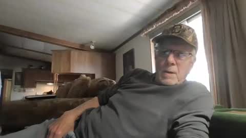 Snapshot of doingmyself69 chatting on March 12, 9:32 pm doingmyself69 online show from March 12, 9:32 pm