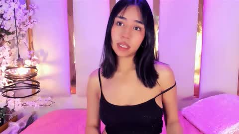 Snapshot of dojameow1 chatting on November 16, 12:44 pm Doja Meow online show from November 16, 12:44 pm