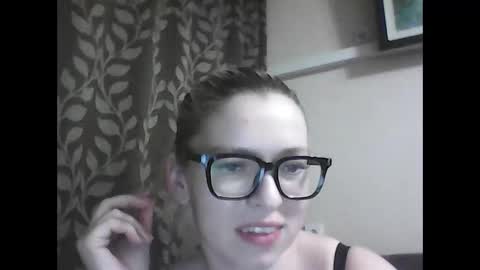 dolce_tempt online show from December 16, 7:30 pm