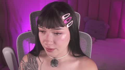 Dolcexx online show from April 1, 7:33 pm