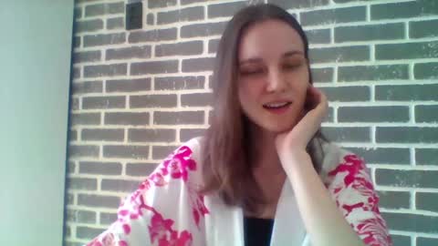 Snapshot of dolcezza_ chatting on April 15, 11:28 am dolcezza_ online show from April 15, 11:28 am