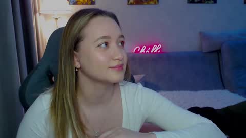 Snapshot of doletarfl chatting on February 19, 3:38 pm doletarfl online show from February 19, 3:38 pm