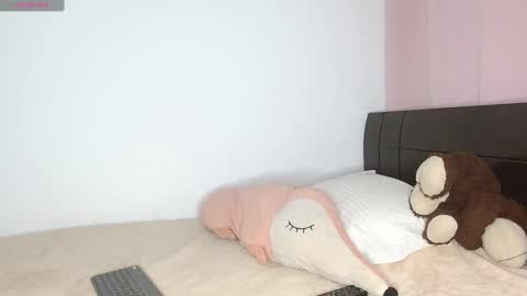 Snapshot of doll_and_sex chatting on December 6, 3:19 am Auro and Santiago online show from December 6, 3:19 am