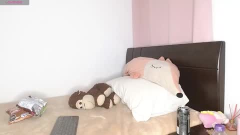 Snapshot of doll_and_sex chatting on December 14, 2:34 am Auro and Santiago online show from December 14, 2:34 am