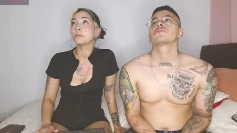Snapshot of doll_and_sex chatting on December 27, 4:04 am Auro and Santiago online show from December 27, 4:04 am