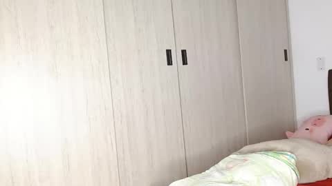 Snapshot of doll_and_sex chatting on February 20, 3:12 am Auro and Santiago online show from February 20, 3:12 am