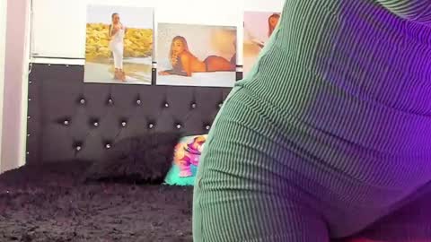 Snapshot of doll_celeste19 chatting on January 2, 11:06 pm C E L E S T E online show from January 2, 11:06 pm