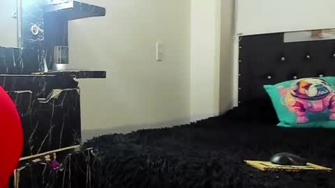 Snapshot of doll_celeste19 chatting on February 1, 12:51 am C E L E S T E online show from February 1, 12:51 am