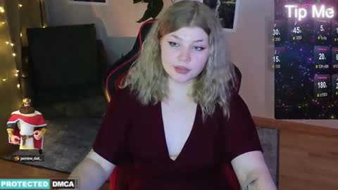 Chloe online show from January 4, 9:52 pm