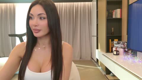 Lexi online show from January 15, 1:16 pm